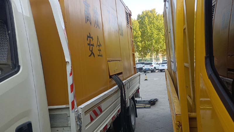 龙州如何判断柴油发电机组和UPS电源的切换时间是否符合要求？